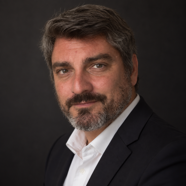 Retrato profesional de Alberto Simoncini